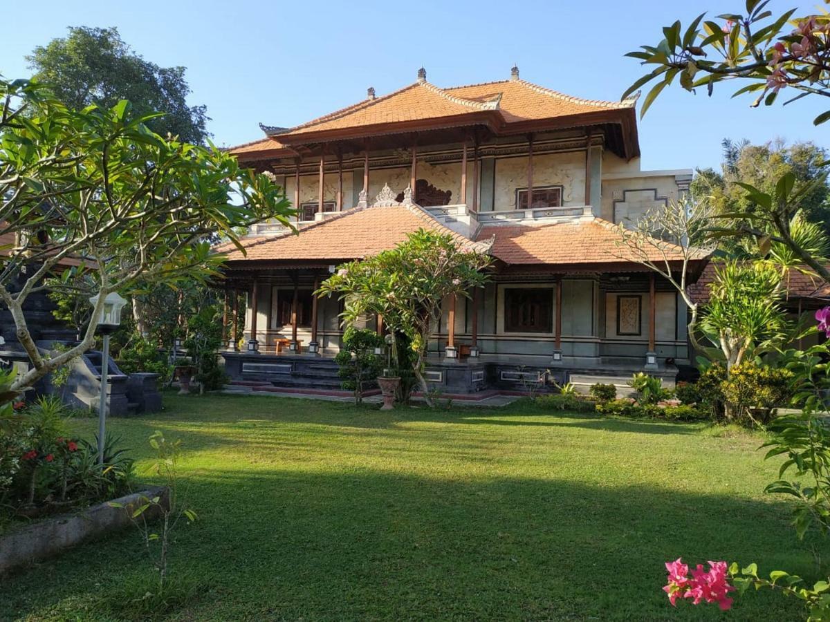 Wisma tamu Taman Sari Tagtag *